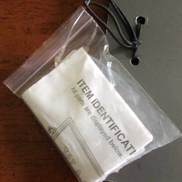 HEARTH & HAND MAGNOLIA Wash Your Hands Painted Metal Wall Decor NWT - Picture 3 of 6